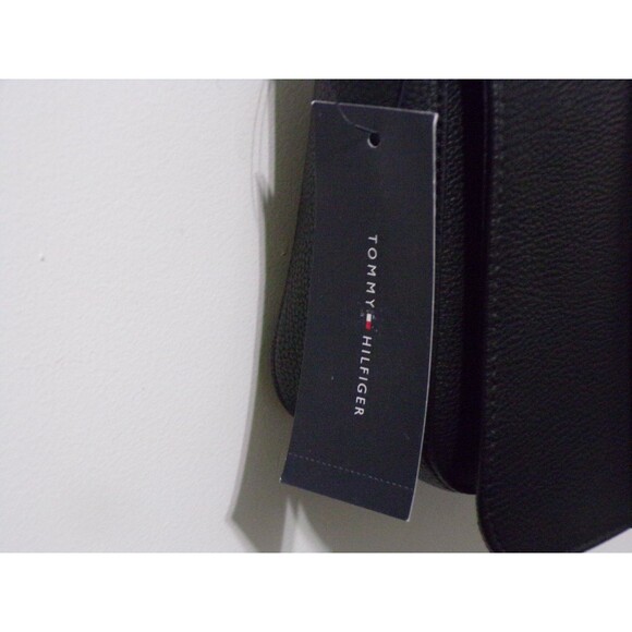 Tommy Hilfiger Black Crossbody Handbag w/Gold Accents Adj Strap Snap Closurer - Picture 3 of 7